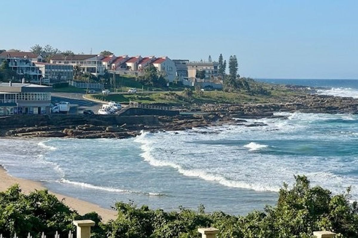 Relaxed Seaside Lifestyle at Laguna La Crete Uvongo - Photo 3