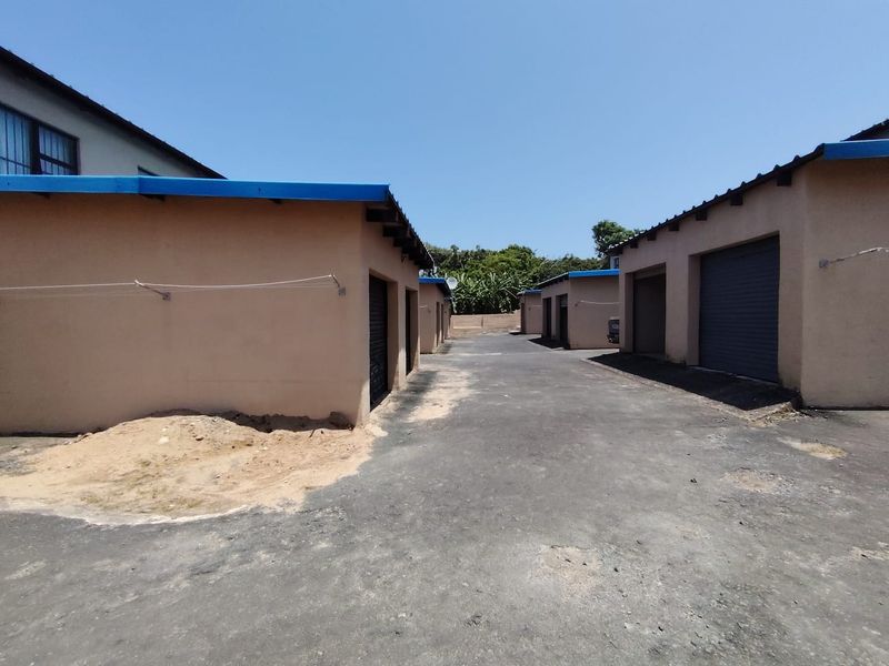 Opportunity Knocks in the Heart of Port Edward - Photo 4