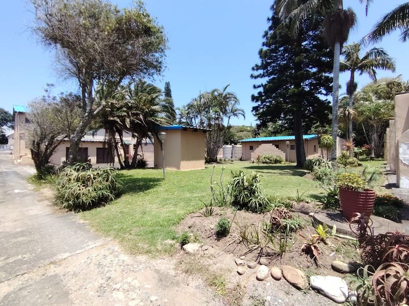 Opportunity Knocks in the Heart of Port Edward - Photo 1