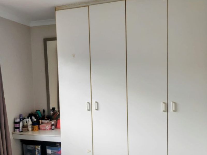 Charming Duplex with Private Garden and Secure Living - Photo 8