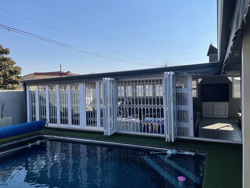 Stunning 4-Bedroom Home for Sale in Arcon Park! - Photo 8