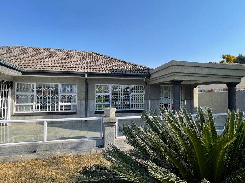 Stunning 4-Bedroom Home for Sale in Arcon Park! - Photo 10