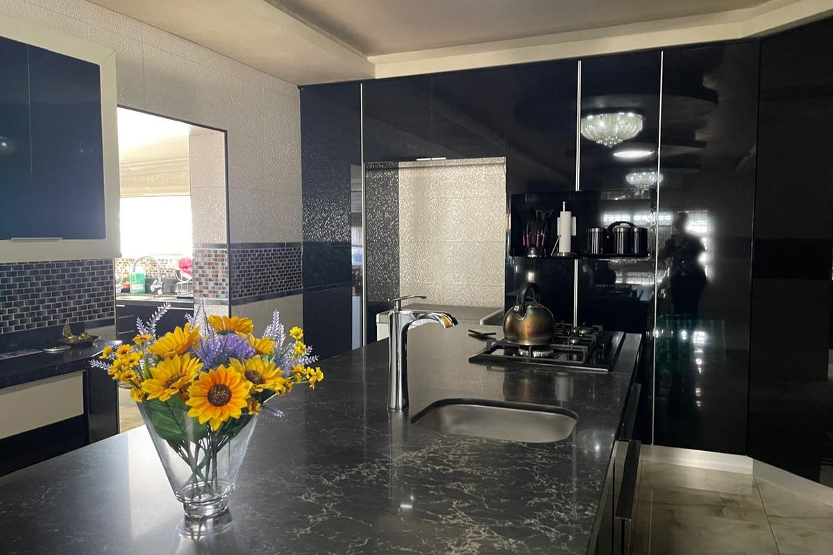 Stunning 4-Bedroom Home for Sale in Arcon Park! - Photo 2