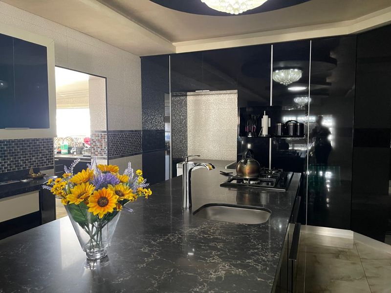 Stunning 4-Bedroom Home for Sale in Arcon Park! - Photo 2