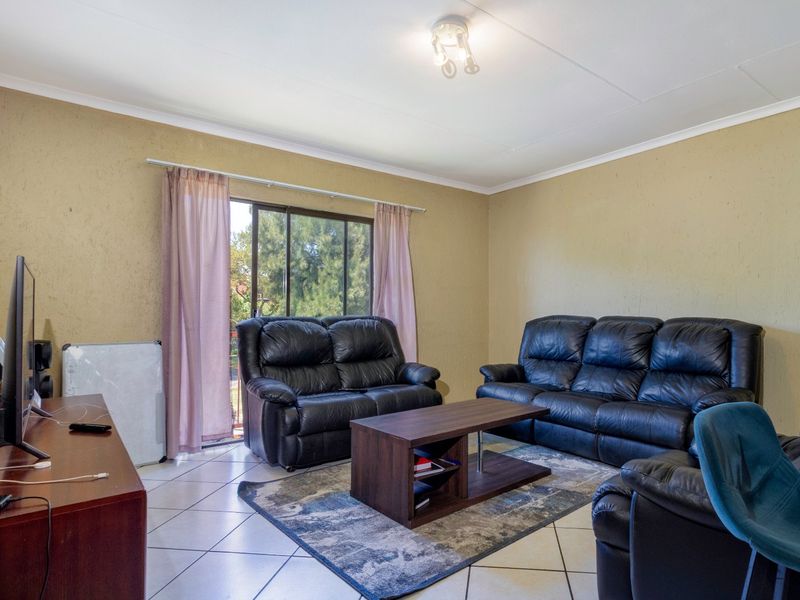 2 Bed Apartment in Croydon for Sale - Photo 4