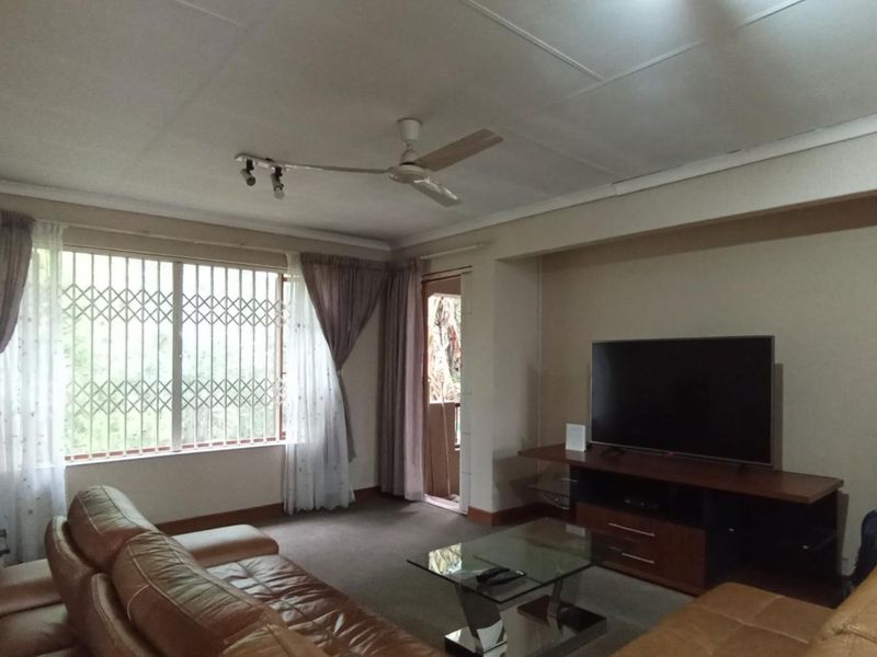 2 Bedroom Apartment forsale in Sunninghill - Photo 7