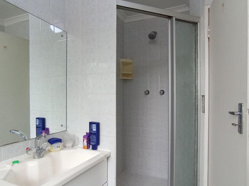 2 Bedroom Apartment forsale in Sunninghill - Photo 4