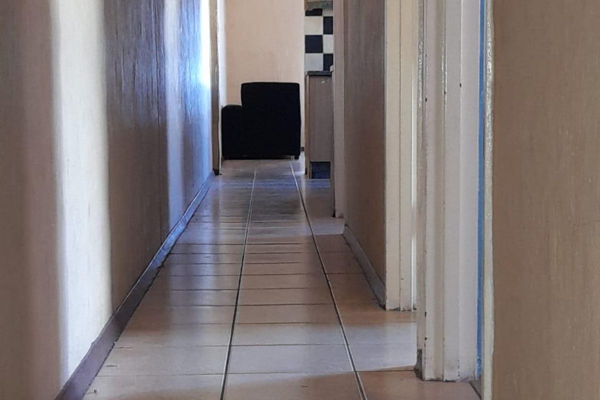 3 Bedroom House for Sale in Portlands  - Photo 2