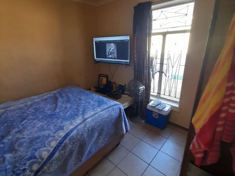 3 Bedroom House for Sale in Portlands  - Photo 6