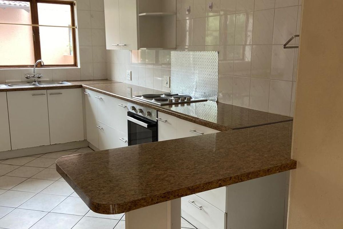 Modern 2-Bedroom Apartment in a Prime Location. - Photo 5