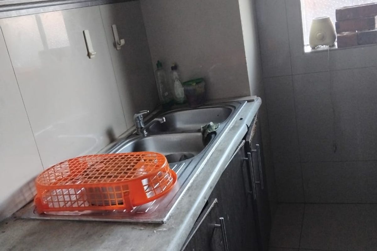 1,5 Bedrooms, 1 Bathroom Apartment For Sale In South Beach, Durban - Photo 5