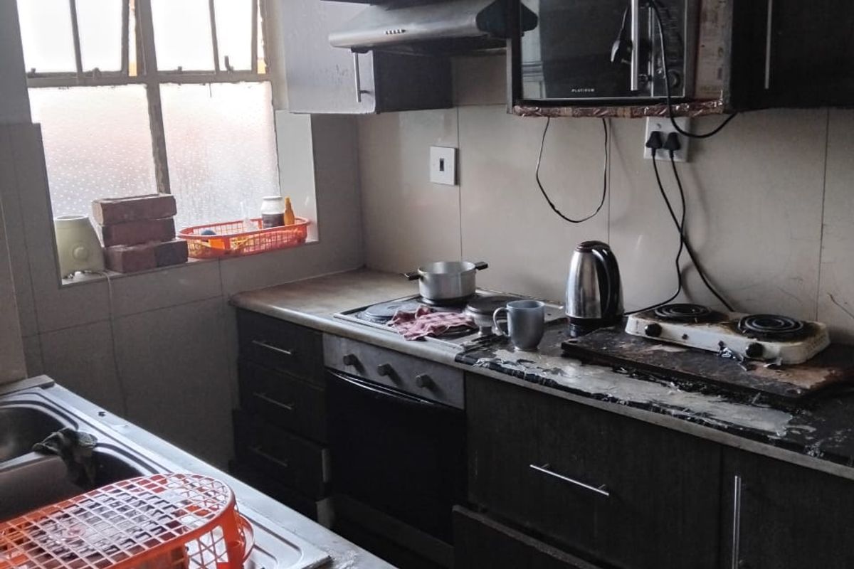 1,5 Bedrooms, 1 Bathroom Apartment For Sale In South Beach, Durban - Photo 4