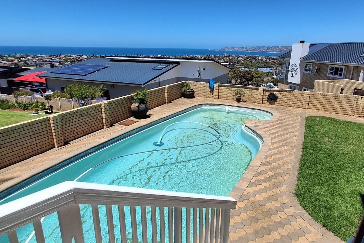 Luxury Coastal Retreat in Menkenkop, Hartenbos - Photo 3