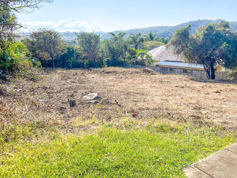 Some places don’t just offer land—they offer a lifestyle. And this riverfront haven in Gonubie North is one of them. - Photo 10