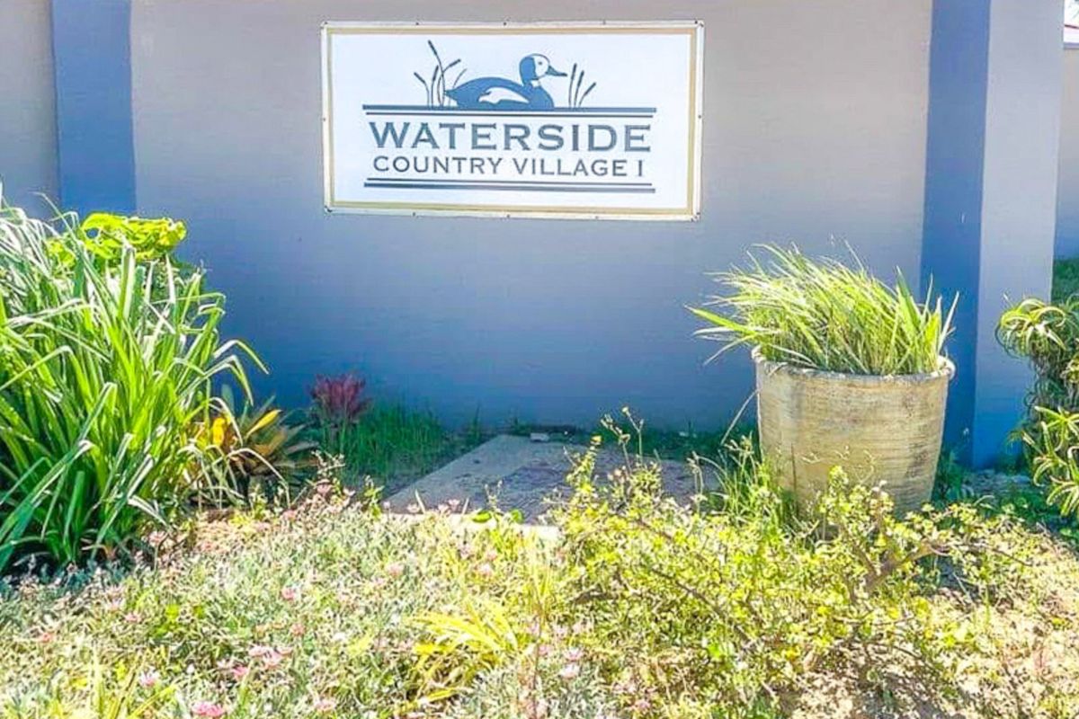 Lakeside Living with a Serious Heart – Waterside Country Village At Crossways, East Coast Resorts  - Photo 2