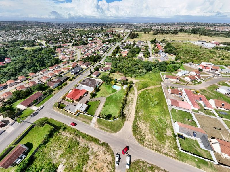 Investor’s Goldmine in Haven Hills – Unlock 4.2 Hectares of Prime Development Land - Photo 3