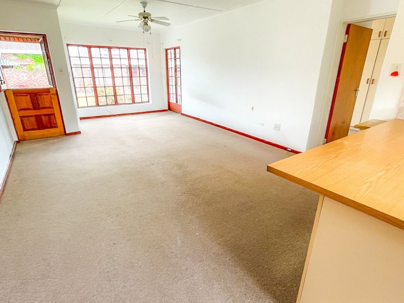 Retire to Nature, Refined in a Refreshed Home in Secure Over-55’s Estate in Sought After Gonubie - Photo 9