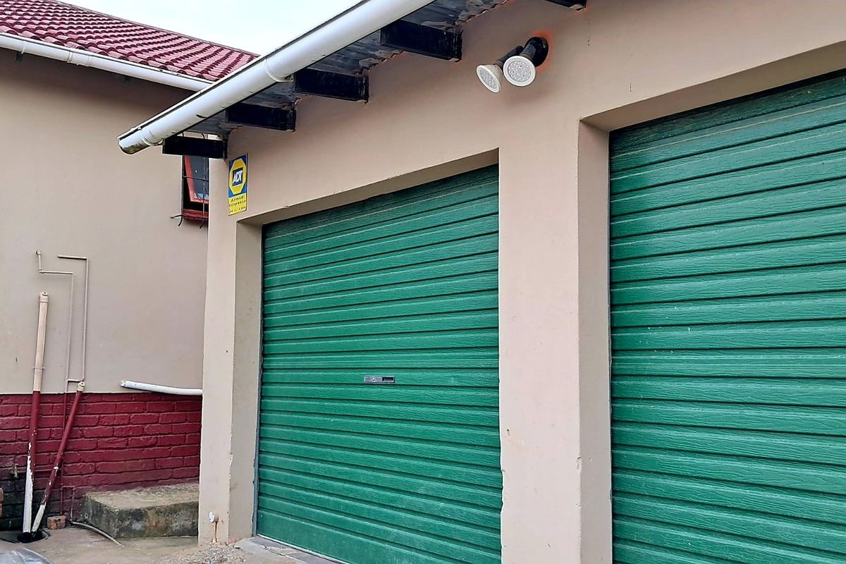 3 BEDROOM HOUSE FOR SALE AMALINDA HAVEN HILLS - Photo 2