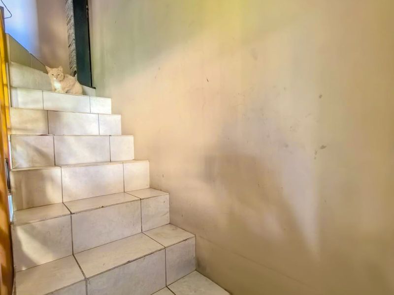 Move-In Ready Side-Entrance Home - Photo 5