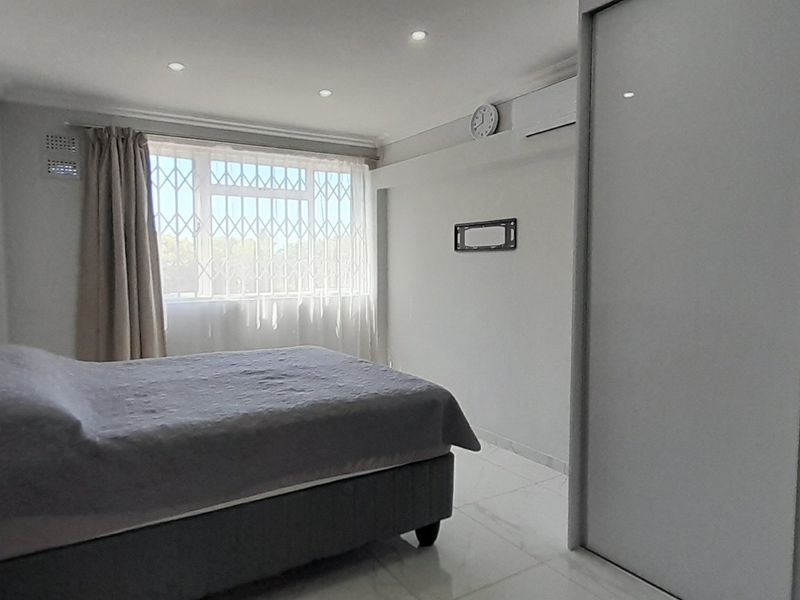 Modern and spacious apartment. - Photo 6