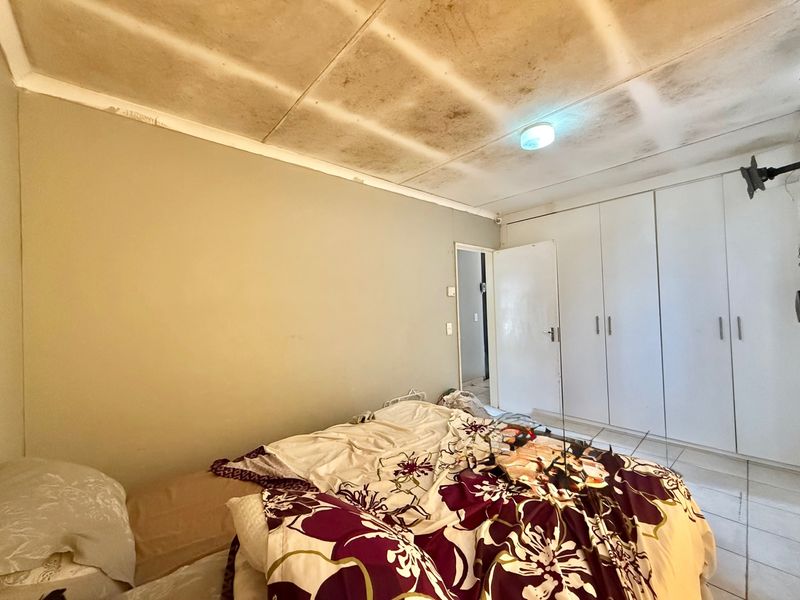 Secure & Spacious House To Let In Rondebosch - Photo 9