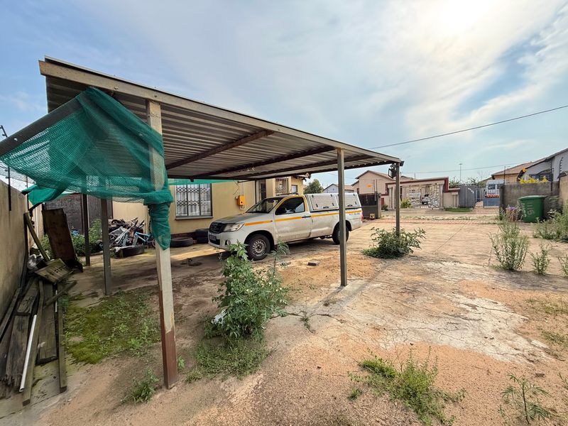 Secure & Spacious House To Let In Rondebosch - Photo 2