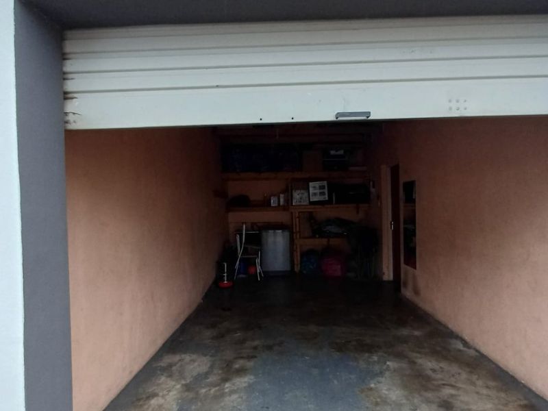 2 Bed Apartment in King Williams Town Central for Sale - Photo 6