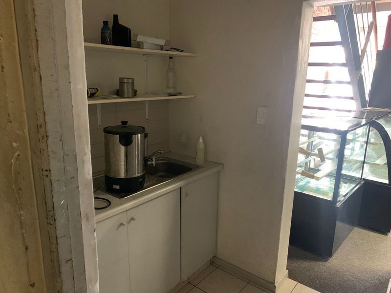 Industrial Unit to Let – Northgate Business Park - Photo 8