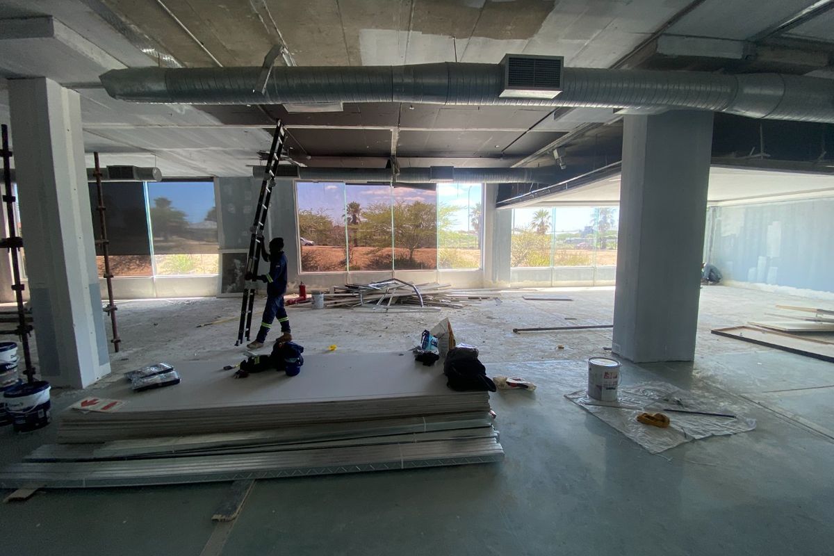 175m2 Commercial Space to Let  - Photo 2