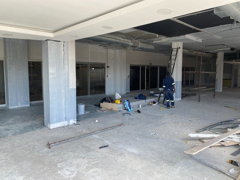 175m2 Commercial Space to Let  - Photo 6