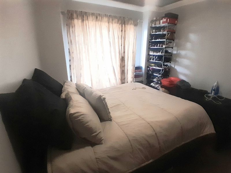 One bed One bath  ground-floor investment apartment for sale in Erand Court,Vodaworld precinct - Photo 10