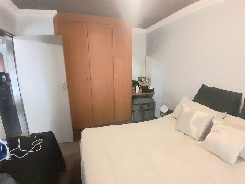 One bed One bath  ground-floor investment apartment for sale in Erand Court,Vodaworld precinct - Photo 9