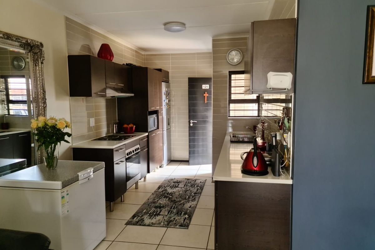 2 Bedroom 2 Bathroom  - Photo 5