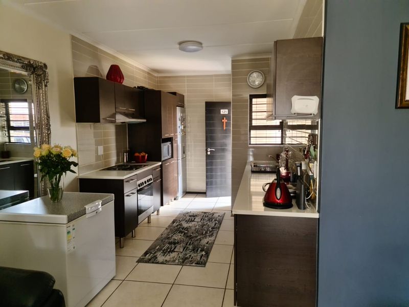 2 Bedroom 2 Bathroom  - Photo 5