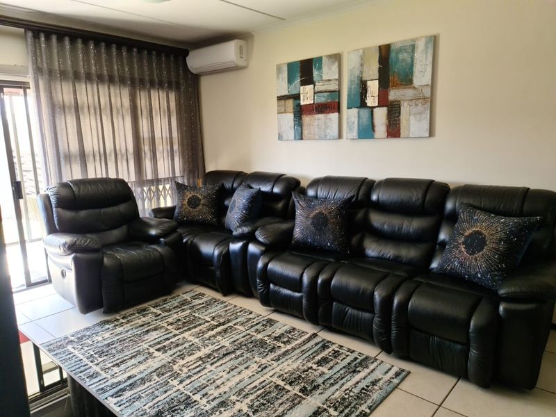 2 Bedroom 2 Bathroom  - Photo 8