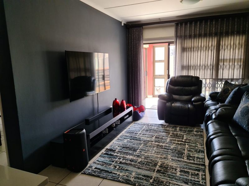 2 Bedroom 2 Bathroom  - Photo 7