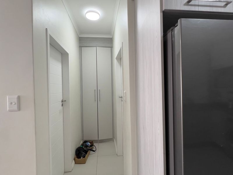 2 Bed 2 bath modern apartment for sale in Carlswald - Photo 10