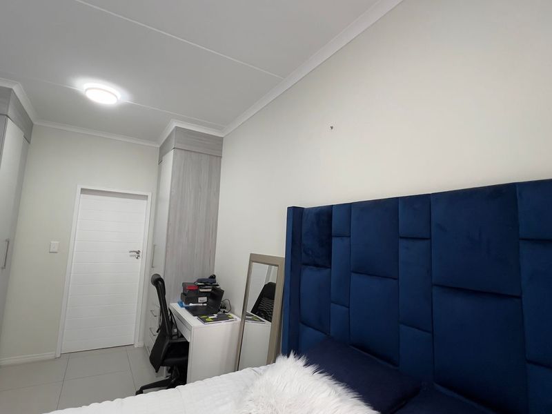 2 Bed 2 bath modern apartment for sale in Carlswald - Photo 6