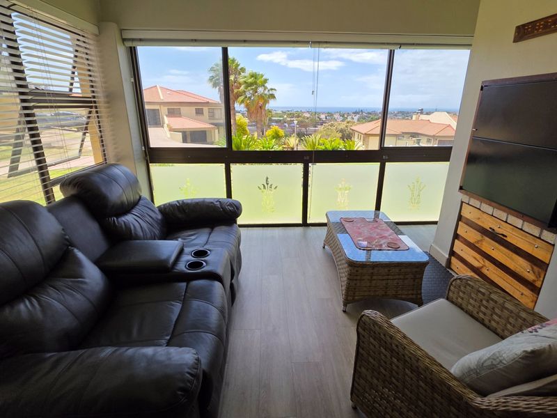 Beautiful Townhouse in Pristine Condition...  Ocean Views... Worth Every Cent !!! - Photo 6