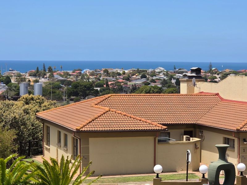 Beautiful Townhouse in Pristine Condition...  Ocean Views... Worth Every Cent !!! - Photo 4