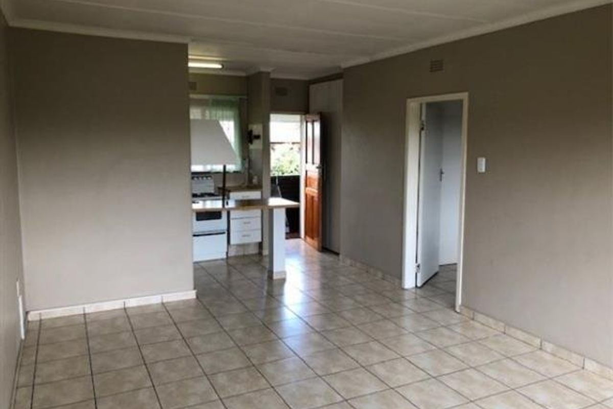 1 bedroom apartment in nice complex - Photo 5