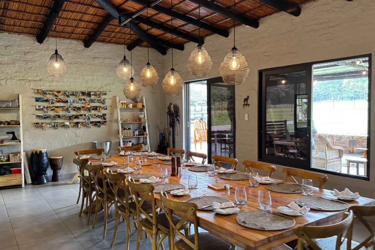 LUXURY 265 ha game farm in the Waterberg, with permanent river - Photo 4