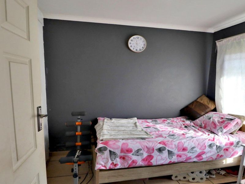 2 Bedroom Townhouse for Sale in Norkem Park - Photo 6