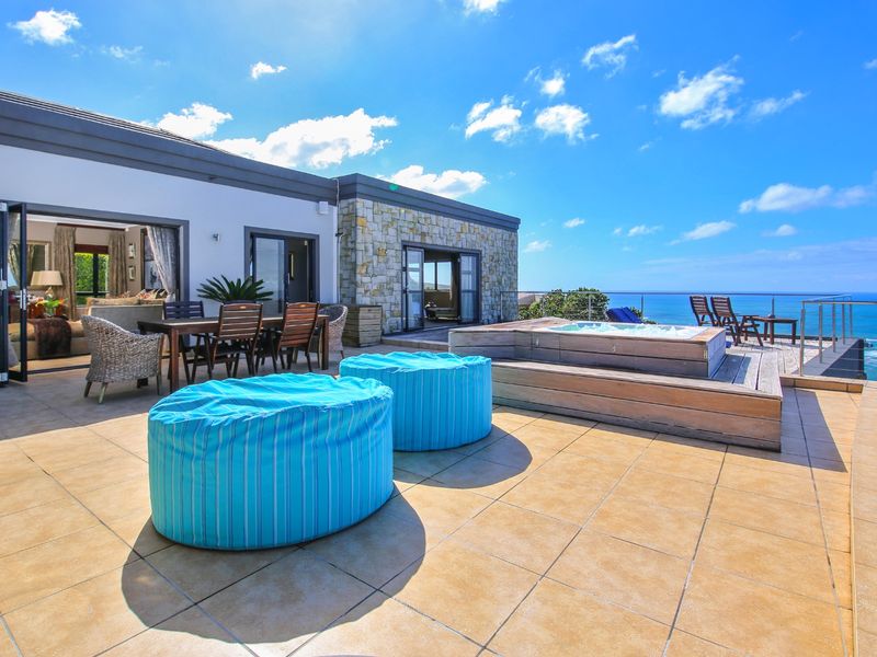 Graceful Guest Lodge on The Heads - Photo 9