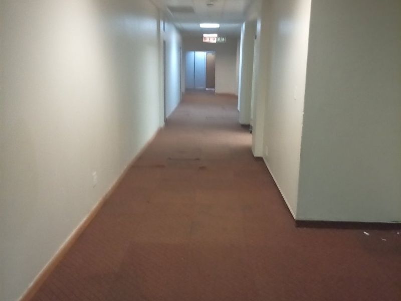 Flat for Sale - Photo 4