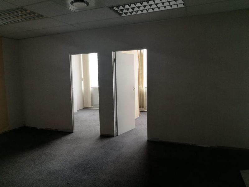 1000 SQUARE METERS COMMERCIAL BUSINESS PROPERTY FOR RENTAL - Photo 2