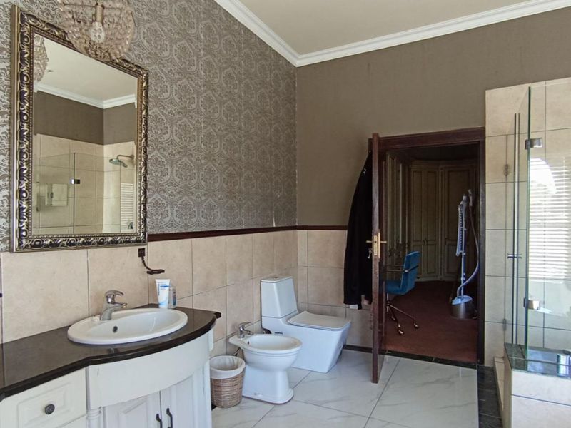 4 Bed House in Waterford Estates for Sale - Photo 10