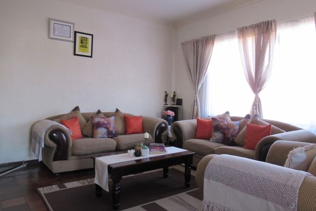 Charming 3-Bedroom Home in Malvern - Photo 3