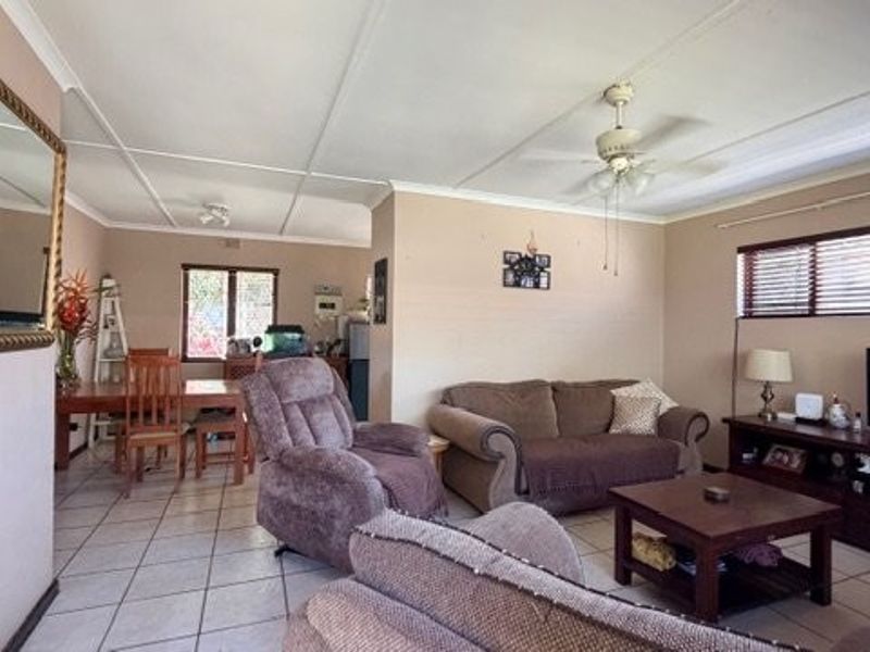 Charming Family Home With Privacy And Plenty Of Outdoor Space - Photo 5