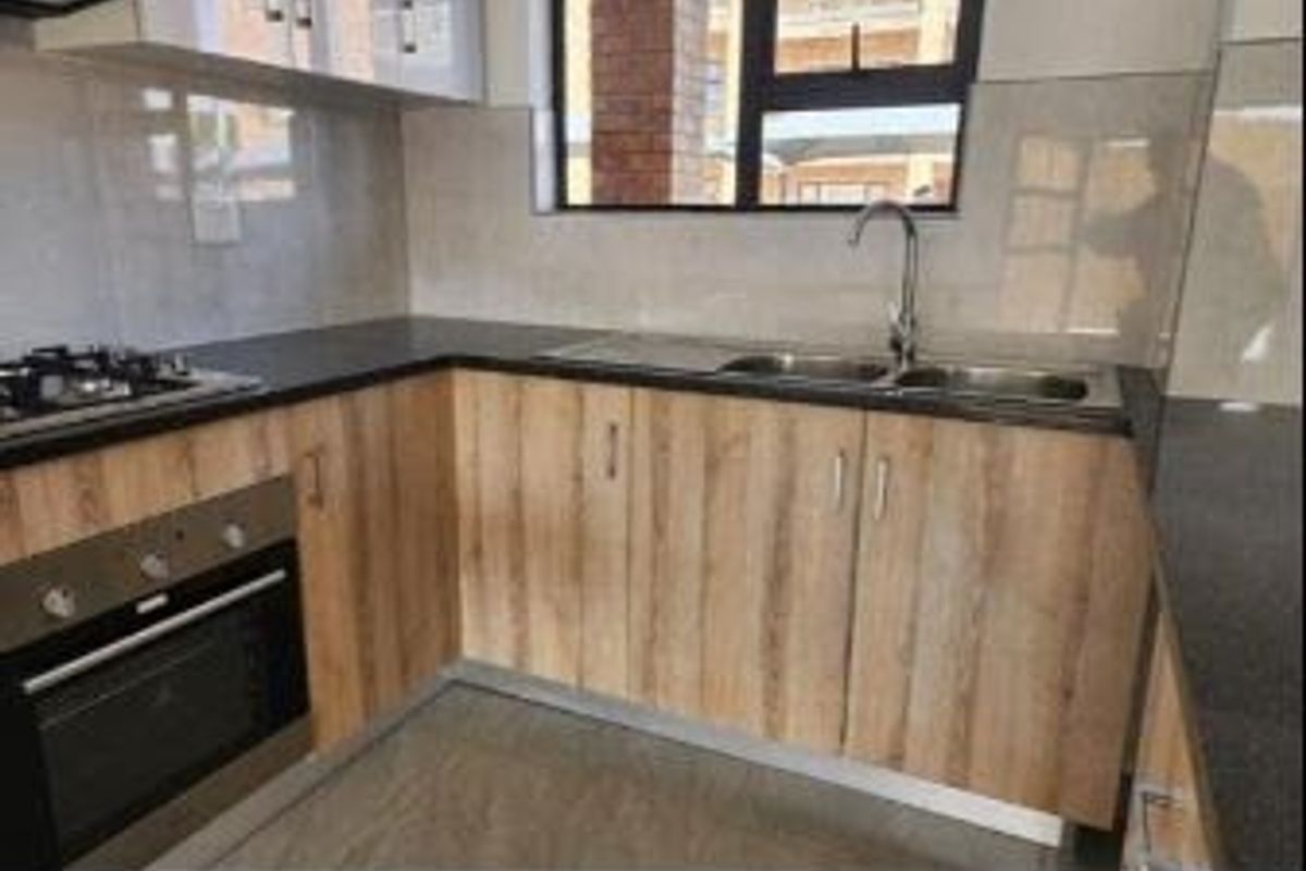 REAL ESTATE SERVICES WELCOMES YOU TO A NEW LISTING  - Photo 2